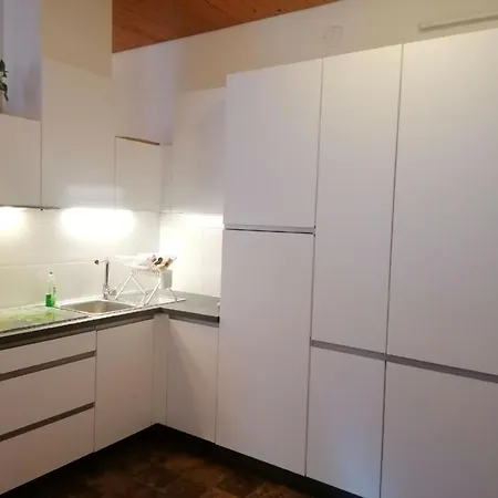 Apartamento Ein-zimmer-wohnung 'claudia' In Im Zentrum By Interhome San Bernardino