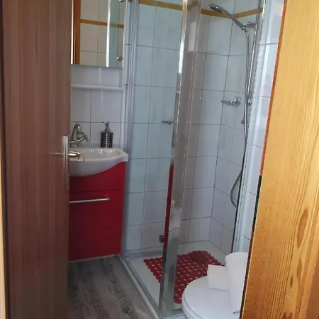 Ein-zimmer-wohnung 'claudia' In Im Zentrum By Interhome Apartamento *